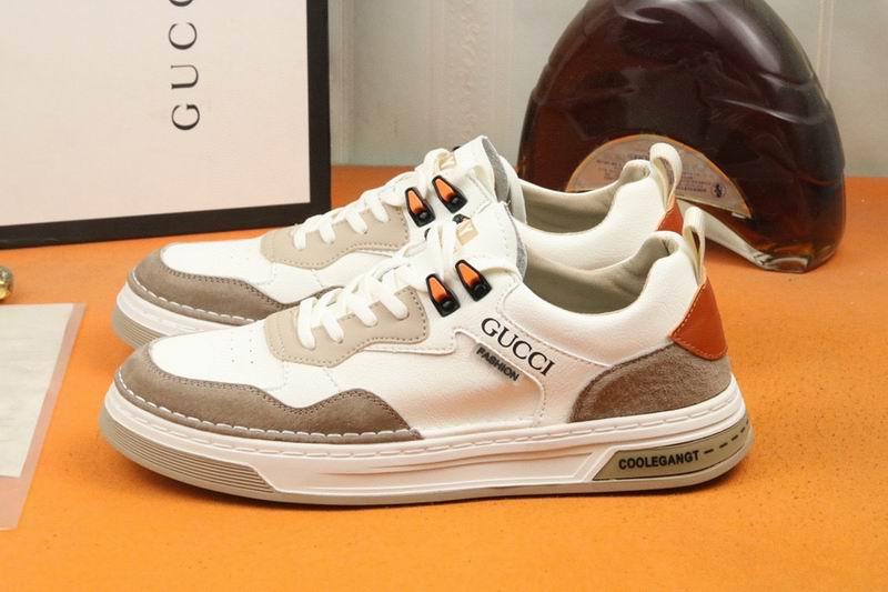 Gucci Men's Shoes 1027